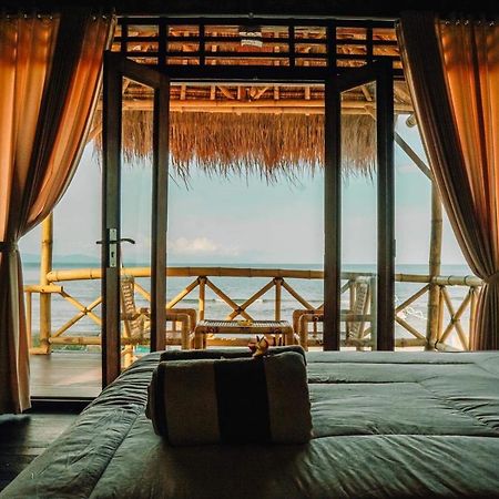 Batununggul Pondok Bamboo Villa מראה חיצוני תמונה